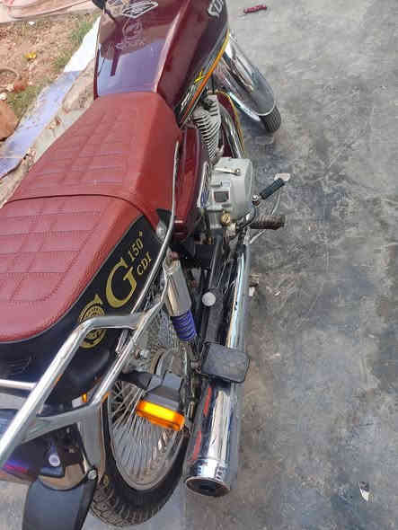 سلام عليكم دراجه للبيع او مراوس مديل 22اوراق كهربائيات شغاله اوراق محرك يدخن شلعه ومعدل فول السعر 460بيها مجال قليل
***********بي واتساب
مكاني جلولاء
