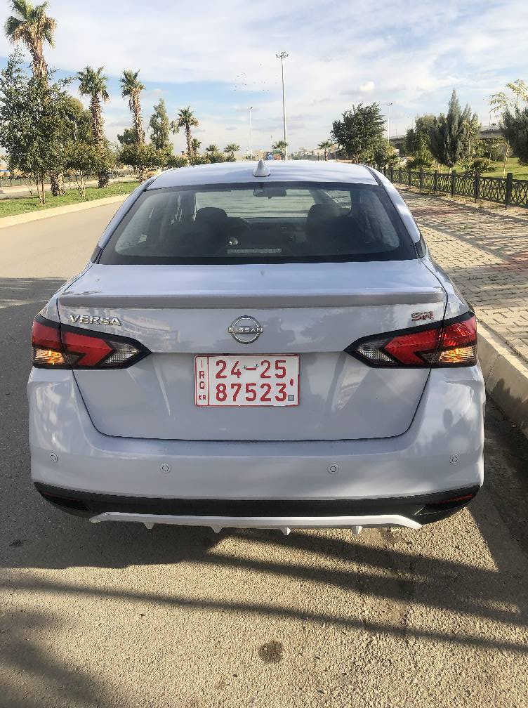 نيسان فيرسا مواصفات SR لون سموكي موديل 2024 ماشيه 16 الف ميل بونيد تجاري مصبوغ جاملغ السكن تعديل بارد 
بدون شواصي بدون لغود بدون ايرباك 
كاتي دهوك تترقم جميع محافظات الاقليم مع مدة 3 اشهر للترقيم 
للاستفسار الاتصال على الرقمين 
***********--***********
السعر 130 وبيها مجال 
وهذا رقم الشاصي
3N1CN8FV1RL850786 كركوك, العراق
