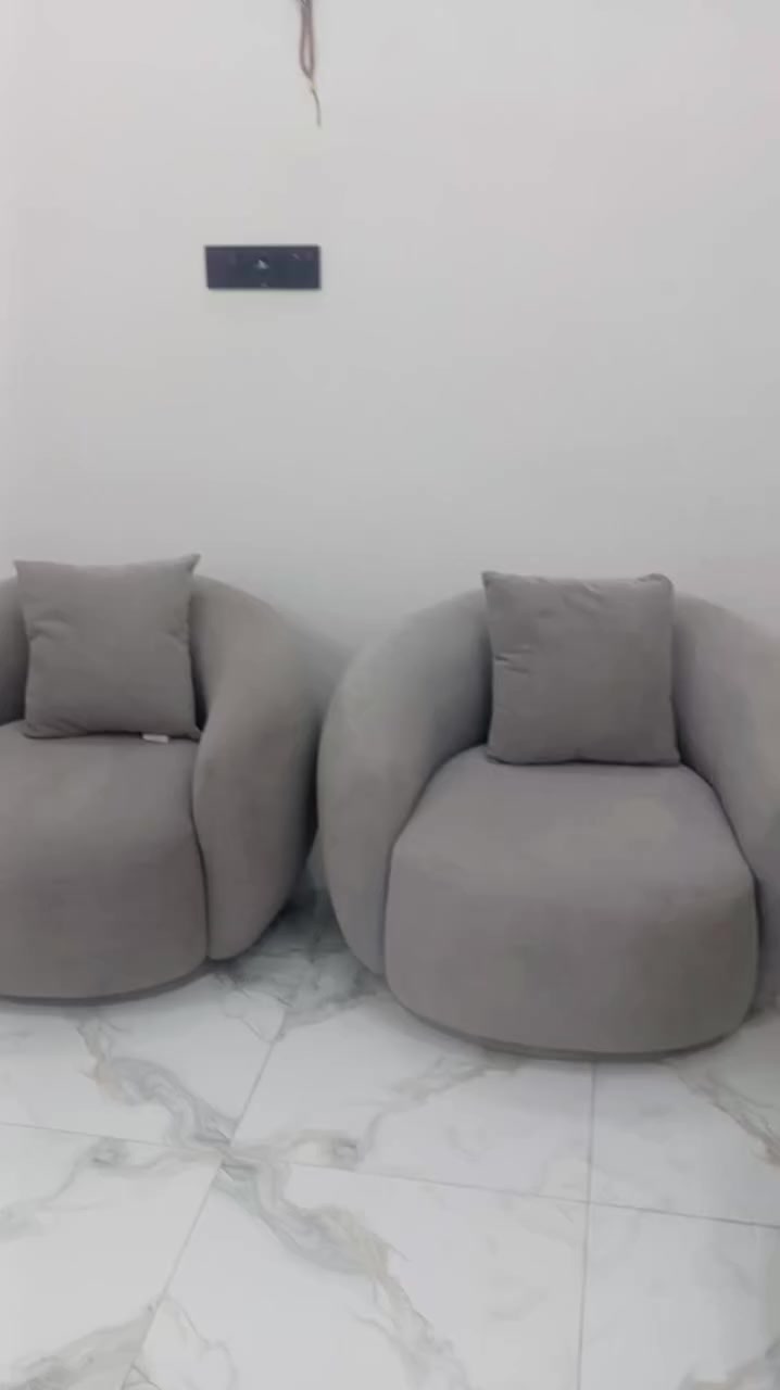 تخم باندا عدد اثنين مع هدية مقعدين ابيض مستعمل شيئ قليل المجموع 22مقعد
السعر 2,700مليونين وسبع مئة قفل المكان حي الزهراء


**إذا كنت صاحب هذا الإعلان وتريد حذفه لأي سبب، رجاءا أرسل رسالة إلى الدعم الفني**