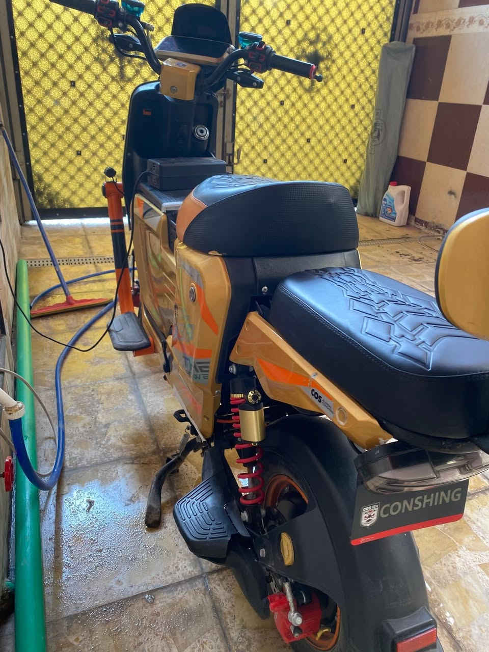 سلام عليكم
دراجه شحن X900 وحش الشحن
ما صار لها شهر للبيع
ملف 2000  واط يعني طياره
6 مزوده و ملف رياضي باتري كبار 33 امبير
لايت زنون مع بلوجكترات عللي ابيض ناصي اصفر
بصمه و دبل سويج تشغيل و دبل سويج صندوق
صندوق خزن امامي
شاشه ايباد تحديد عطل وغيره
سرعه 120 وهمي و الحقيقي 70 مع الوزن
تواصل لمعرفه تفاصيل اكثر ***********
مكان البصره القبله حي القائم 
السعر 580 وبيها مجال بسيط للشراي ادخل واتساب و تدلل .
