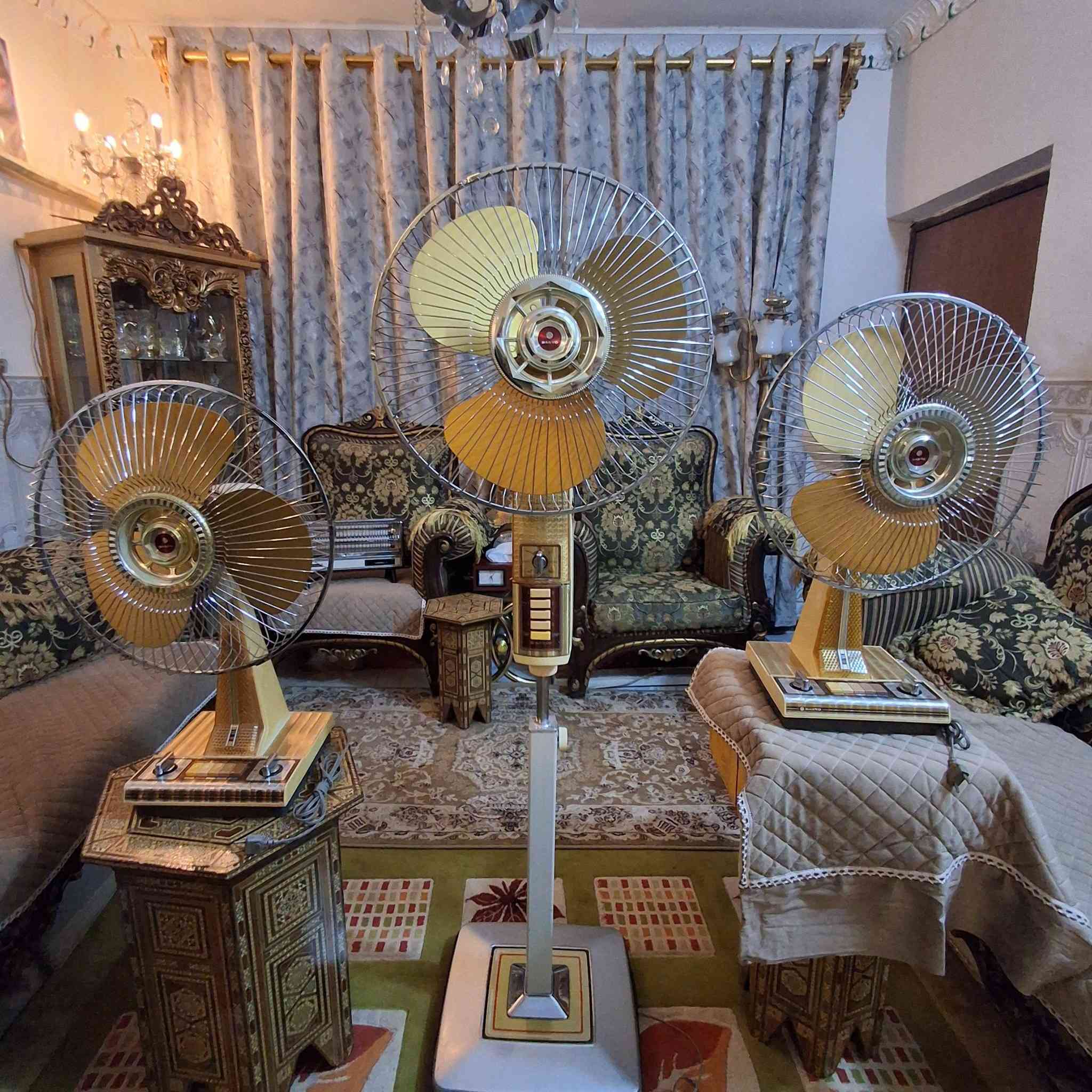 بسم الله الرحمن الرحيم
مراوح سانيو ياباني منظدي وعمودي نظافة عالية جدا استعمال قليل ملفات  بلاديات اصلية  بكلبسات الشركة وايرات وبلكات اصلية السعر خاص يوجد توصيل العنوان بغداد البلديات


**إذا كنت صاحب هذا الإعلان وتريد حذفه لأي سبب، رجاءا أرسل رسالة إلى الدعم الفني**