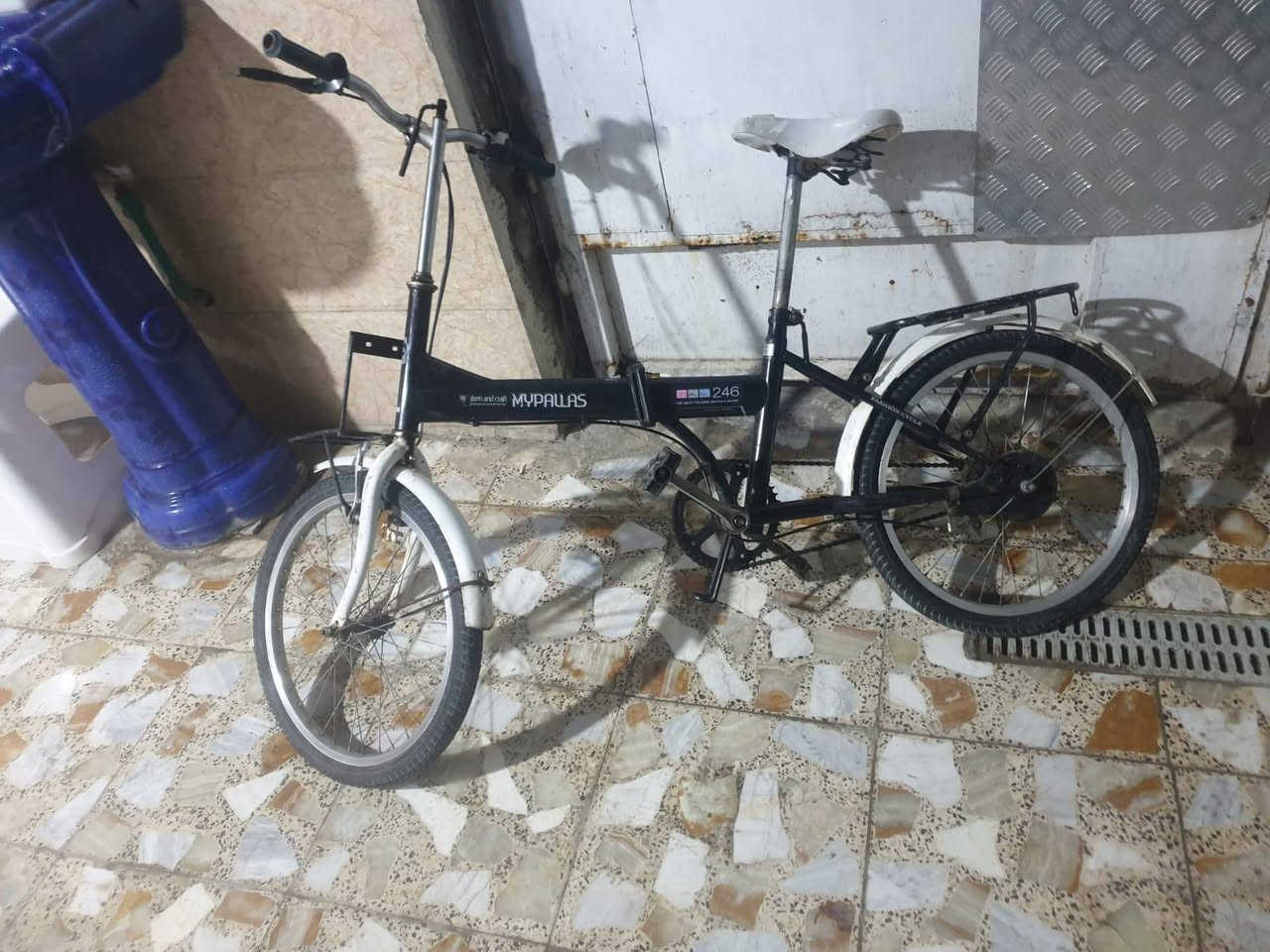 السلام عليكم للبيع بايسكل جديد شراي خاص سعر 35. ***********
