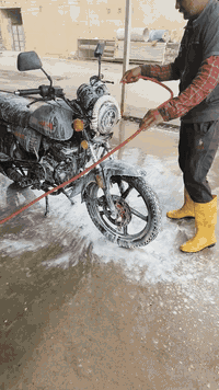 السلام عليكم دراجة دايون موديل ٢١طالعة بل ٢٢ أوراق أصولي وصل معرض مكينه 200 كربلاء حي العسكري العابد دراجة كفالة سعر اتصل ***********
