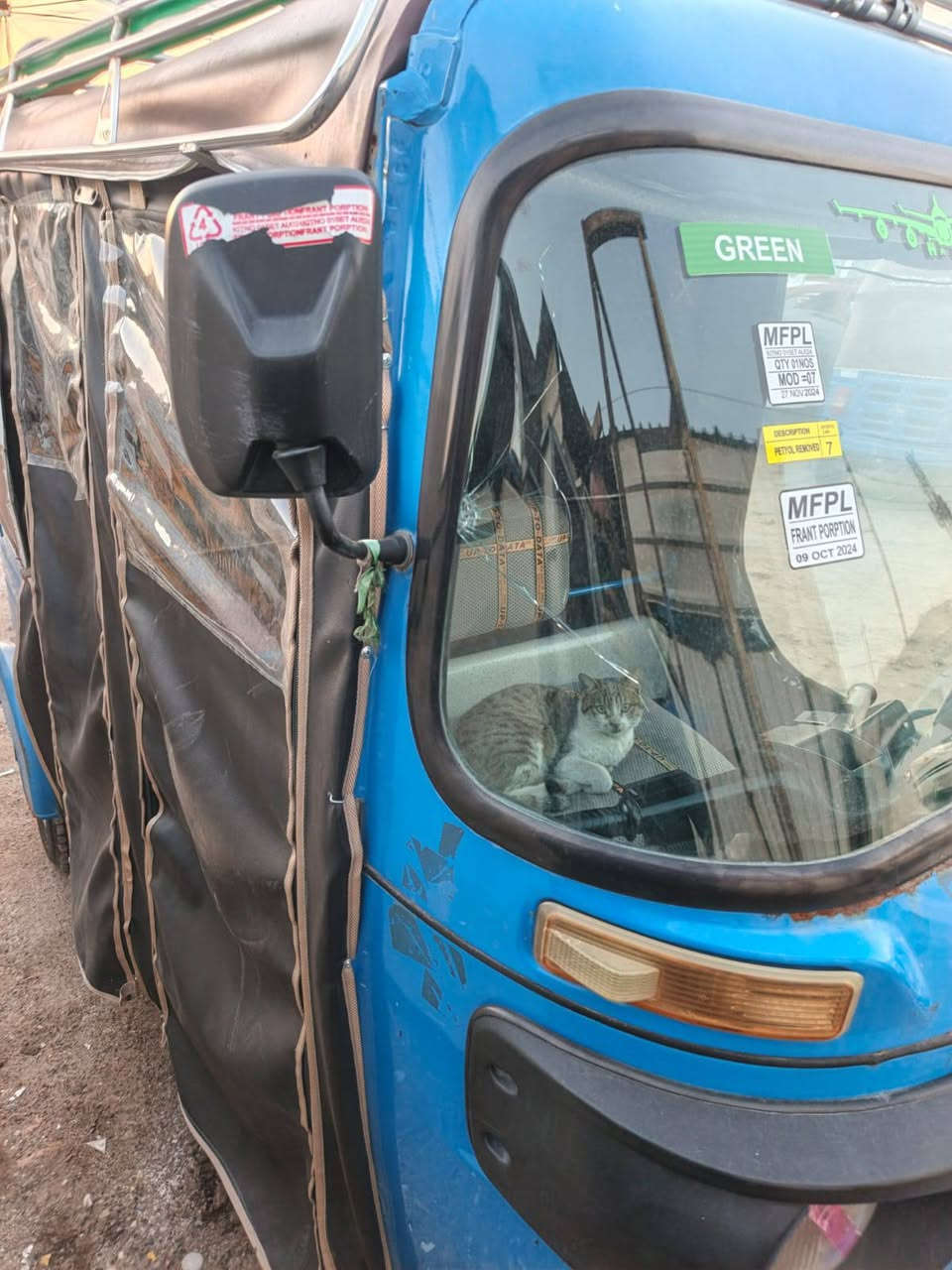 سلام عليكم تكتك للبيع 2020 مرقم انكليزي تحويل ثاني يوم 
عنوان الشعب مكلف بنشر *********** اتصل عله الرقم باقي تفاصيل
