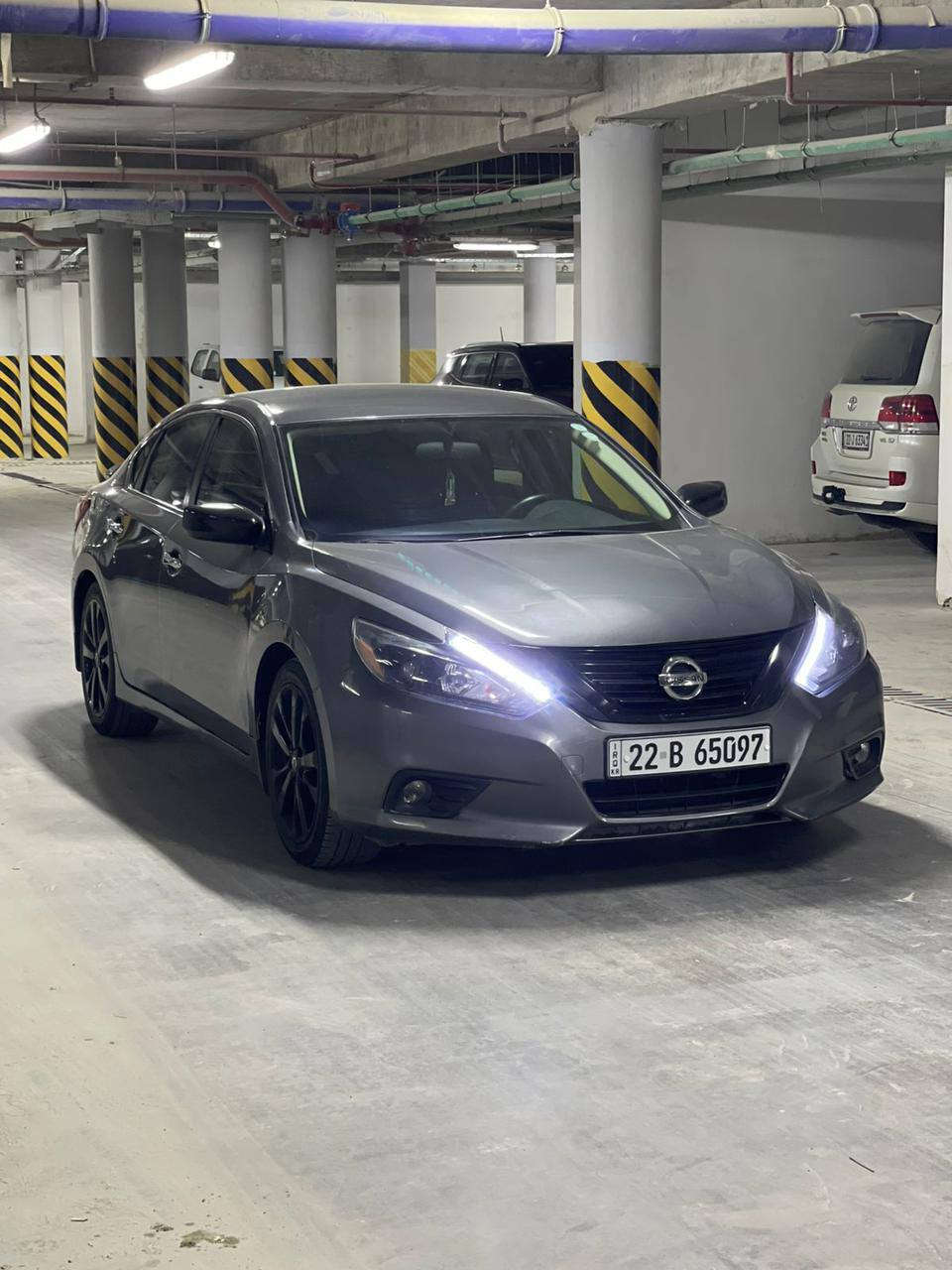 التيما 2018  SR  MIDNIGHT
فول مواصفات عدا الفتحة
رقم اربيل سنوية بأسمي 
رادار أمامي 
مثبت سرعة
شاشة جبيرة بلادية وكامرة خلفية
بصمة ابواب وبصمة تشغيل 
تشغل عن بوعد
شفتات رياضي
كشنات جلد خط ازرك
هيتر كشنات أمامية 
كشن السايق كهرباء
الشاشة نضام ملاحة وتدعم 
الCAR PLAY و ANDROID
تبريد ثلج 
مازدات وبكلايت بخاري 
السيارة عليهة منضومت زنون ثلجي 
وتخم تاير جديد وداخلة هزة قبل 6اشهر وكل قطع غيارها جديدة
السيارة وارد أمريكي حادث سطحي جامرلغ مبدل والباب مصبوغ وربع البنيد لا لغد ولا شاصي صدر السيارة وكير ومكينة  خير من الله وراح اخلي رقم الشاصي والسونار بالمنشور 
ماشية 109الف ميل
مكان السيارة ديالى كنعان 
السعر 140 وبي مجال بسيط
رقم *********** بي واتساب
