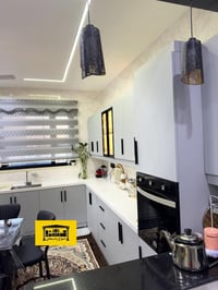 خشب HDF • جلد ألماني • ضمان ٥ سنوات