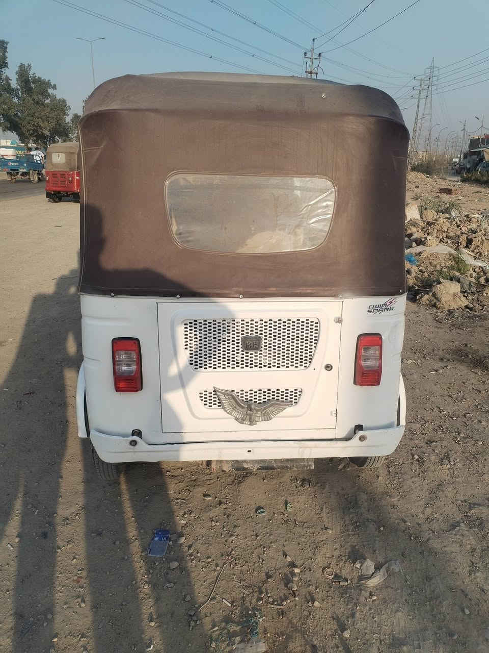 للبيع 22 رقم وسنويه مكان واسط العزيزيه عارضهه ب7300 وبيهه مجال بسيط / اني مو ابو تكتك


**إذا كنت صاحب هذا الإعلان وتريد حذفه لأي سبب، رجاءا أرسل رسالة إلى الدعم الفني**