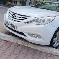 سوناتا خليجي الشركه العامه محرك ٢٤٠٠ دوش ماشيه ١٦٠ الف  السياره كير وم...