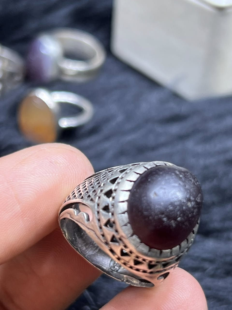 خاتم شفت العبد قديم
925

الشراي***********

المكان بغداد حي اور 

توصيل ماعندي
