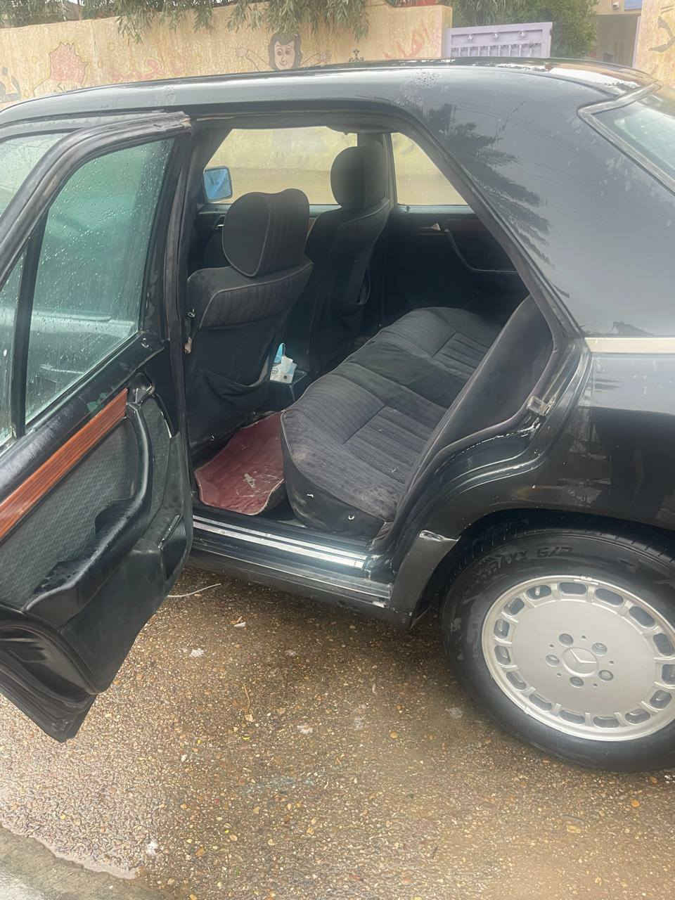 ماردس دب ٨٩موديل باسمي رقم بغداد السعر ٥٠ وبيهة مجال ديالى المقدادية ***********
