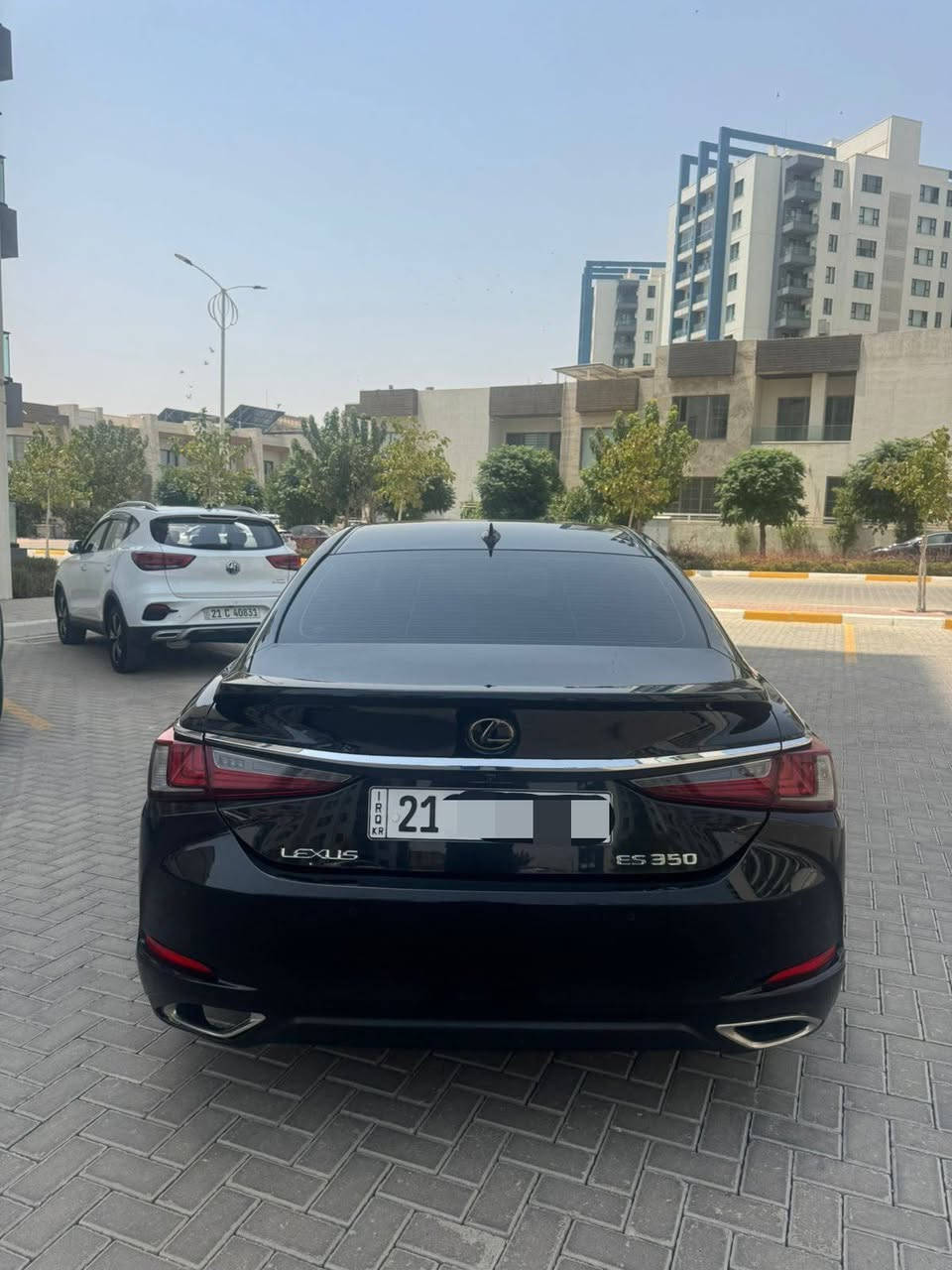 لكزس ES350 موديل 2022
6 سلندر 3.5 المرغوب 
بونيت وجاملغ صبغ فقط بدون ايرباك بدون دواخل
ماشية 48 الف فقط
مواصفات
فتحة
بصمة تشغيل
هاند بريك كهربائي 
ستيرن كهرباء 
ستيرن تدفئة
تشغيل عن بعد
ماوس تحكم بالشاشة
كشنات كهرباء
كشنات تدفئة
لايت زينون
كاميرا خلفية
وبعد بيها مواصفات المعروفة
كير ومحرك وصدر وكهربائيات كله بشرط
للتواصل:
*********** اتصال فقط
*********** واتساب او فايبر فقط
مكاني السليمانية
$290 مجال بسيط
