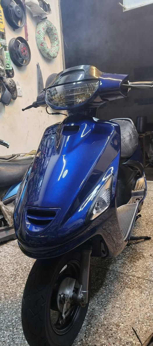 سلام عليكم شباب دراجه فراشه فحل نكره سلف مكينه ناعمه شلعه حلوه دراجه كامله ماعيزه شي للبيع مكاني نجف حي المهندسين الاستفسار ***********
