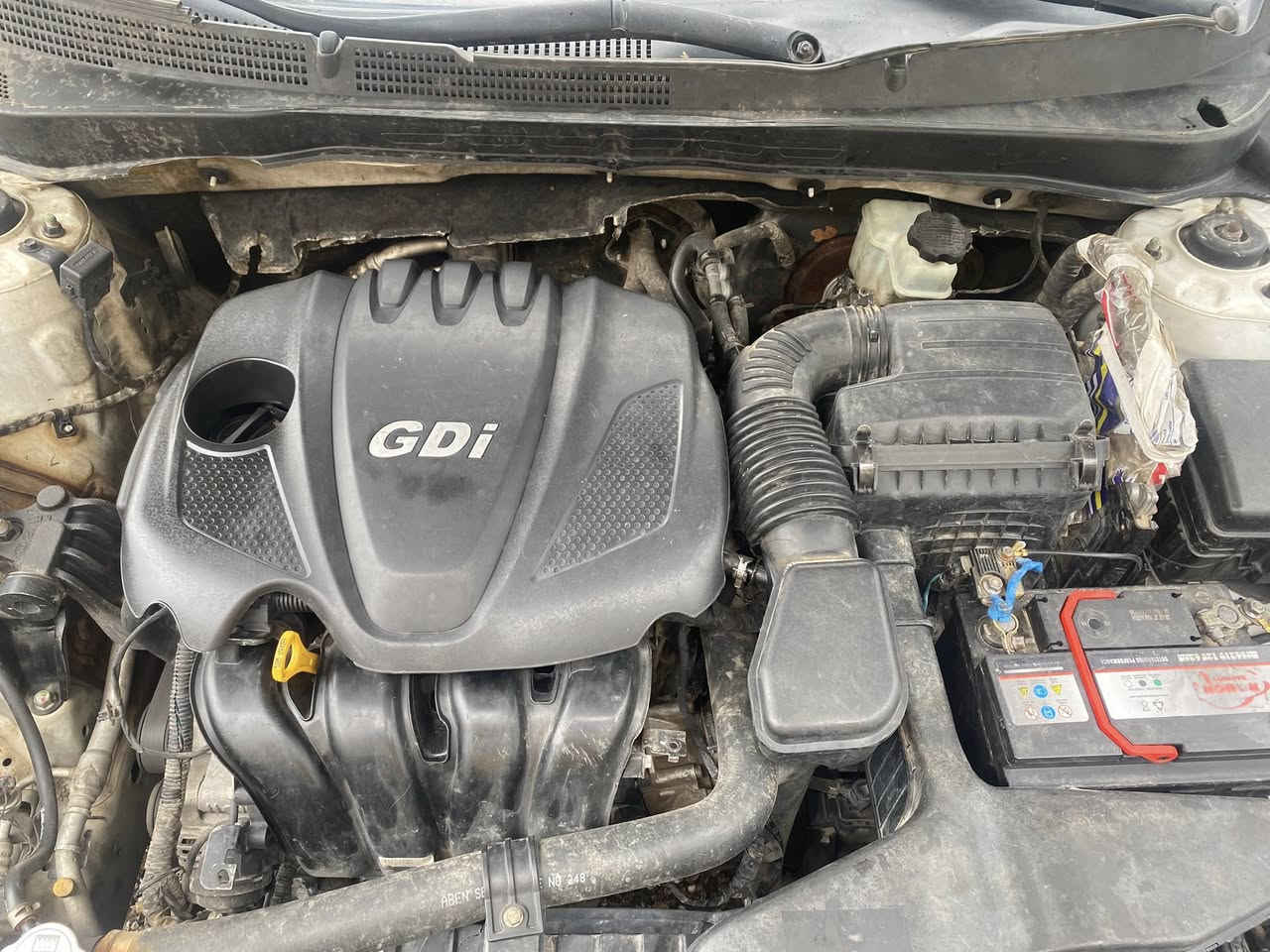 السلام عليكم سوناته مضلع2400جتاي مديل2013اني الشرعي رقم جديد هزا جديد السياره صبغ عام بيه ضربه خفيفه من وره المحرك كازكيت مشعول نفخ السعر 85بي مجال اراوس حسب القناعه العنوان تلكيف 
رقم الهاتف***********
