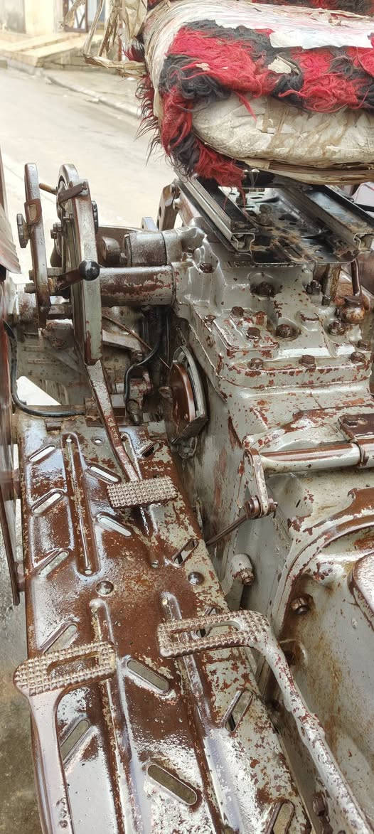 فوركسن نكلزي
رقم سنويا لماني. نينوى
محرك معمر رايمن 
كير كسل شرط مكفول كفاله عامه 
مكان موصل 
سعر 12 مليون 
تواصل ***********
