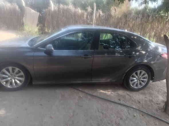 سياره البيع مديل2020
توته كامريLE   وارد مريكي السعر175بيه مجال بيه سحبات عله بارد  رقم ***********
