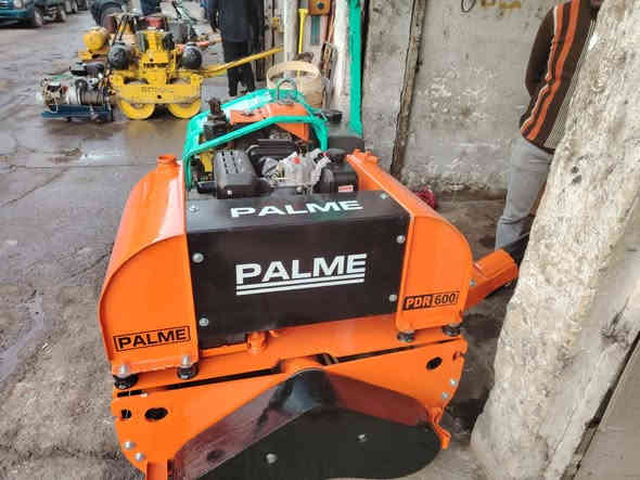 حادلات للبيع نوع بالما (PALME) تركي إيطالي مشترك محرك كاما ١٠ حصان سلف وستارتر مكينه جديده بالكارتون باتري جديد حادلات جديده هزاز شغال الوزن ٣ارباع الطن العرض ٨٠سم الكلي للحادلات مكاني بغداد الباب الشرجي ساحة الطيران الفرع الثاني مقابل كنيسة الأرمن رقمي *********** نجم ابو سجاد
للاستفسار
الاتصال على رقمي *********** نجم ابو سجاد
او واتساب على نفس الرقم
