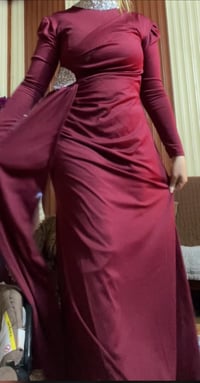 فستان ٤٠/٤٢ • احذية ٤٠-٤١ • بغداد حي اور