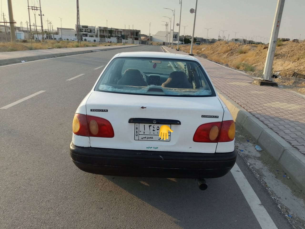 لبيع... سلام عليكم كورلا ام عيون موديل 1998سياره جديد كير ومكينه جديد سعر (48) بيه مجال ***********
