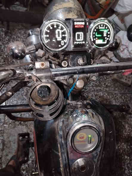 السلام عليكم ستوته نوعيه صقر مديل ٢٠٢٢ مكينه مالتهة ٢٠٢٥ ستوته نضيفه عداد كهربأي نكره سلف جادر كشنات كامله من اي مرقمه رقم بغداد بسمي مداور ثاني يوم نقص للاستفسار *********** يوجد وتساب
