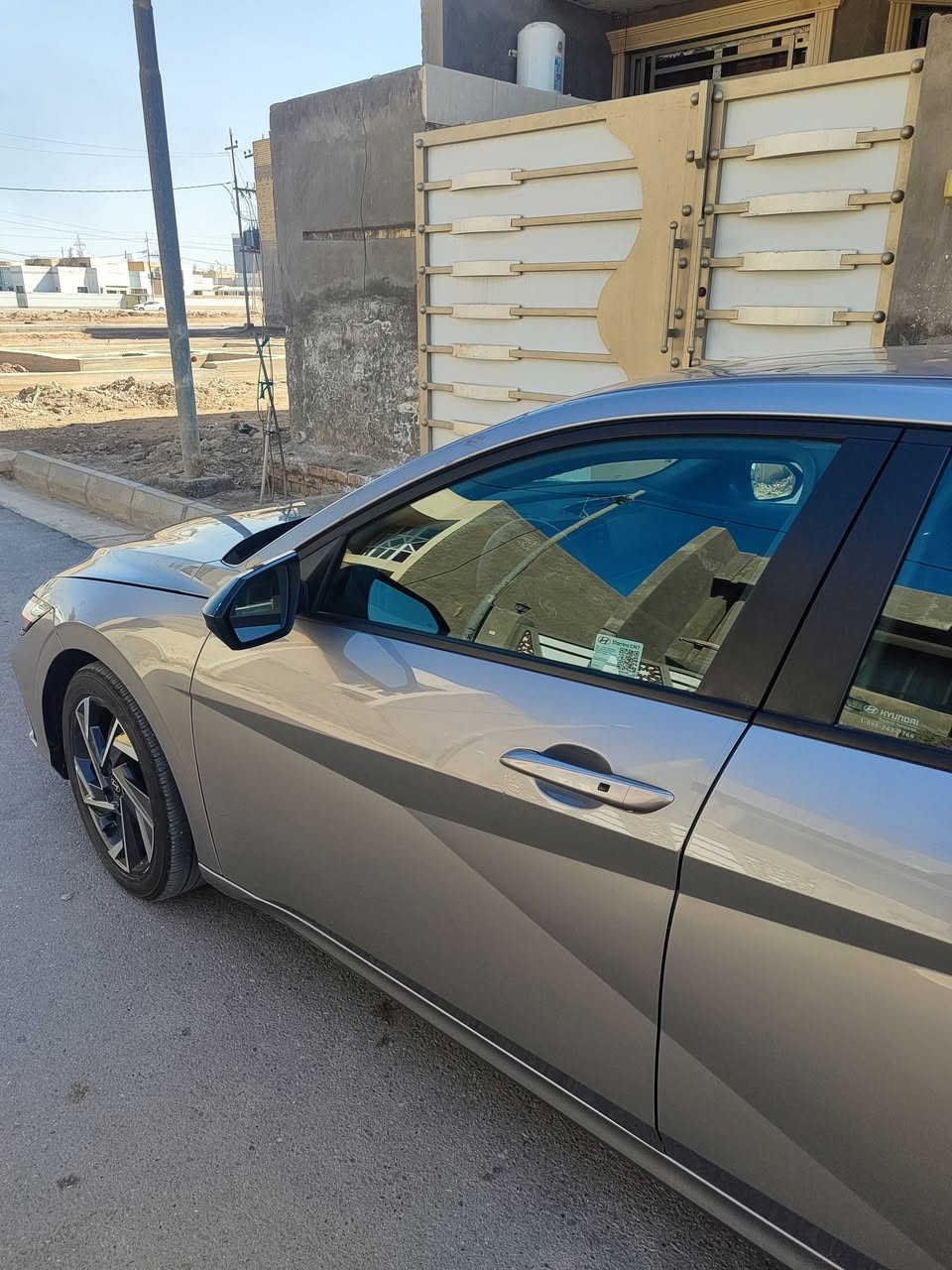 سياره وارد امريكا بيه بس ربع البنيد صبغ كتاب شهداء *********** الموديل 2025السعر 165قفل السياره سبورت
