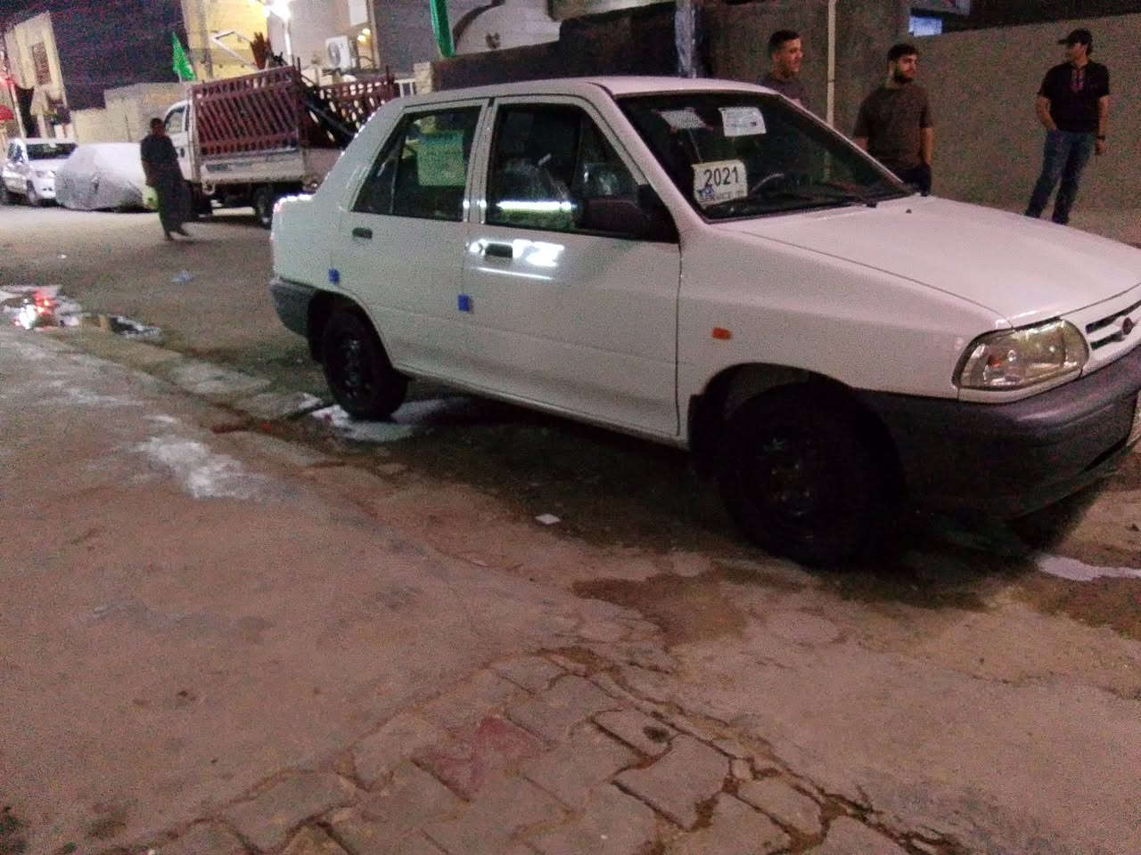 اسلام عليكم سايبه موديل 21
مقفوله كفاله عامه 
رقم بغداد باسمي
 السعر 55$وبيها مجال
مكان بغداد كماليه
 رقم الهاتف***********
