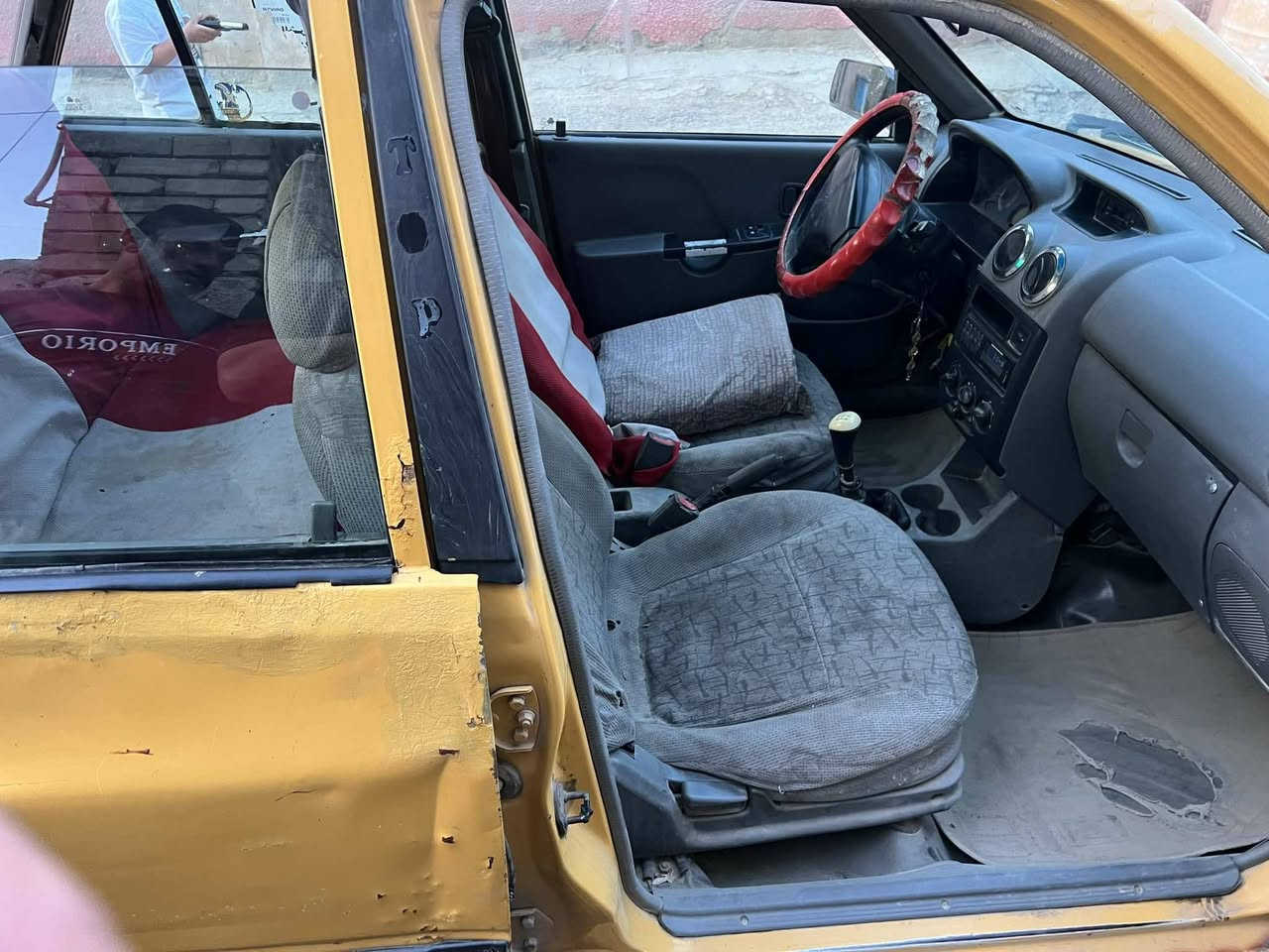 سلام عليكم سايبه موديل ١١ كير ومكينه مكفولات تخم تاير جديد كهرباء كله شغاله حداديه نص عمر رقم صدامي سنويته كارتونيه  السياره بدون  بس عندي مستمسكات راعيه عندي مكان السياره بغداد السعر ٩
***********
 واتساب ***********
