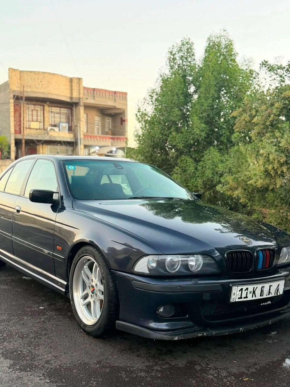 السلام عليكم BMW  544i   داينمو مي صقر موديل ٢٠٠٠
ماشية ٢٠٠الف قابل للزيادة السيارة فول مواصفات للأخير و السيارة مال جناي ممتعوبة مو مثل اخواتها 

مواصفاتها

مثبت سرعه و مثبت مسار

سيتم صوت

نظام ABS و تراكشن

كشنات جلد بالاضافة الى دوشمة جديدة كاعية و جنطة و كشنات

فتحة 

كشنات كهرباء بالاضافة الى خزن كشنات

تجاوي كهرباء

تبريد قطعتين

جعمقة كهرباء

بردة كهرباء

التنتة كنتارة

CD تشنجر

السيارة M دعاميات و ويالة و ترايش

مازدات بلادية ديناميكية يعني تتحكم بالعدسة

منظمومة زنون عالي ناصي

تلفون جديد

تخم تاير و باتري و جامة جديد 

هزة و ارقام جدد

حدادية ٨٥٪؜

و بعد كلش هواي مواصفات

خلل بمنظومة التبريد لكون السيارة استخدام شخصي

مكان السيارة بغداد المحمودية

السعر ١٥٠ و بيها مجال حك الجية

***********
