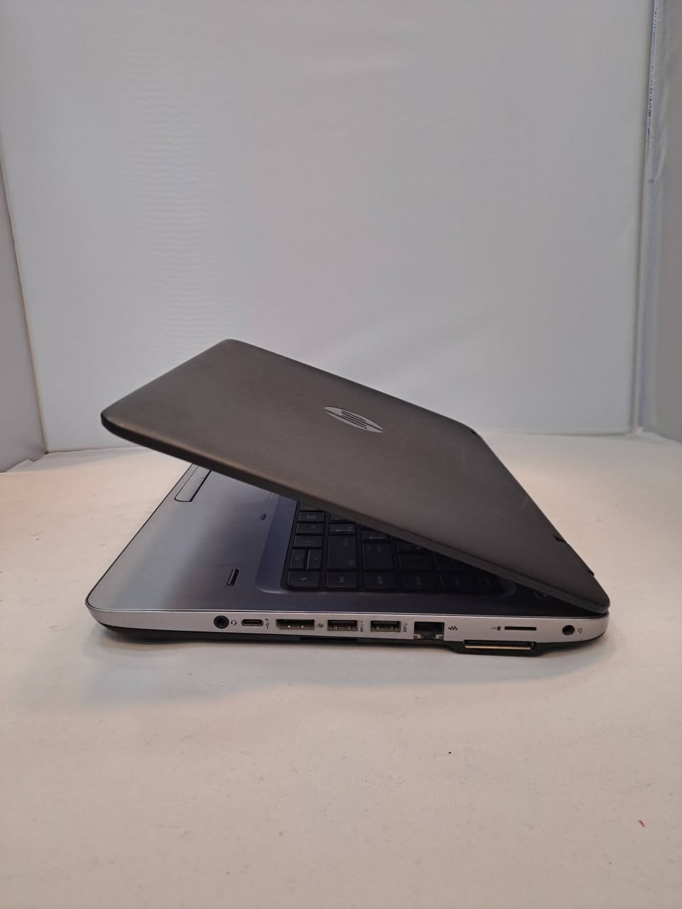 HP PROBOOK 640 G2

I5-6TH 
8GRAM
SSD128
14 FHD

السعر 160 الف

WhatsApp 📱
***********
