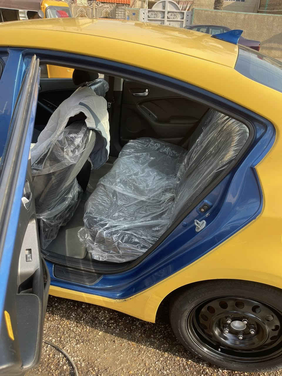 لام عليكم كيا فورتي موديل ٢٠١٤حادث بنيد وجاملغ مبدل حدادية جديد مكان سيارة بغداد كمالية السعر 87وبية مجال رقمي ‭٠٧٧٠ ٧٢٣ ١٠٧٨‬
