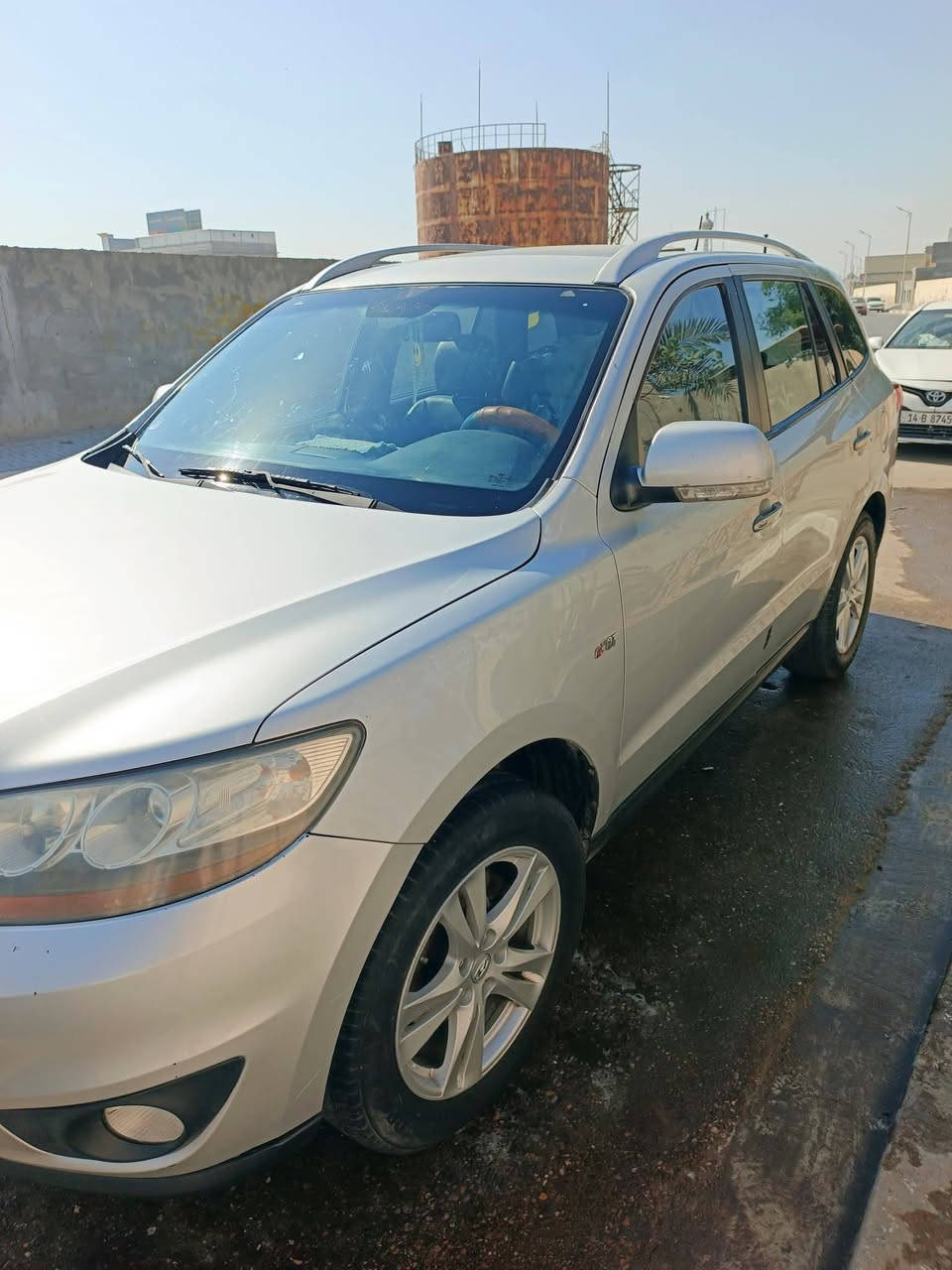 سلام عليكم 
سنتافيه ادوات كصه جنطه مكينه كاز صوت بكن محرك شغال السعر  ٤٥ورقه العنوان بصره معقل 
***********
