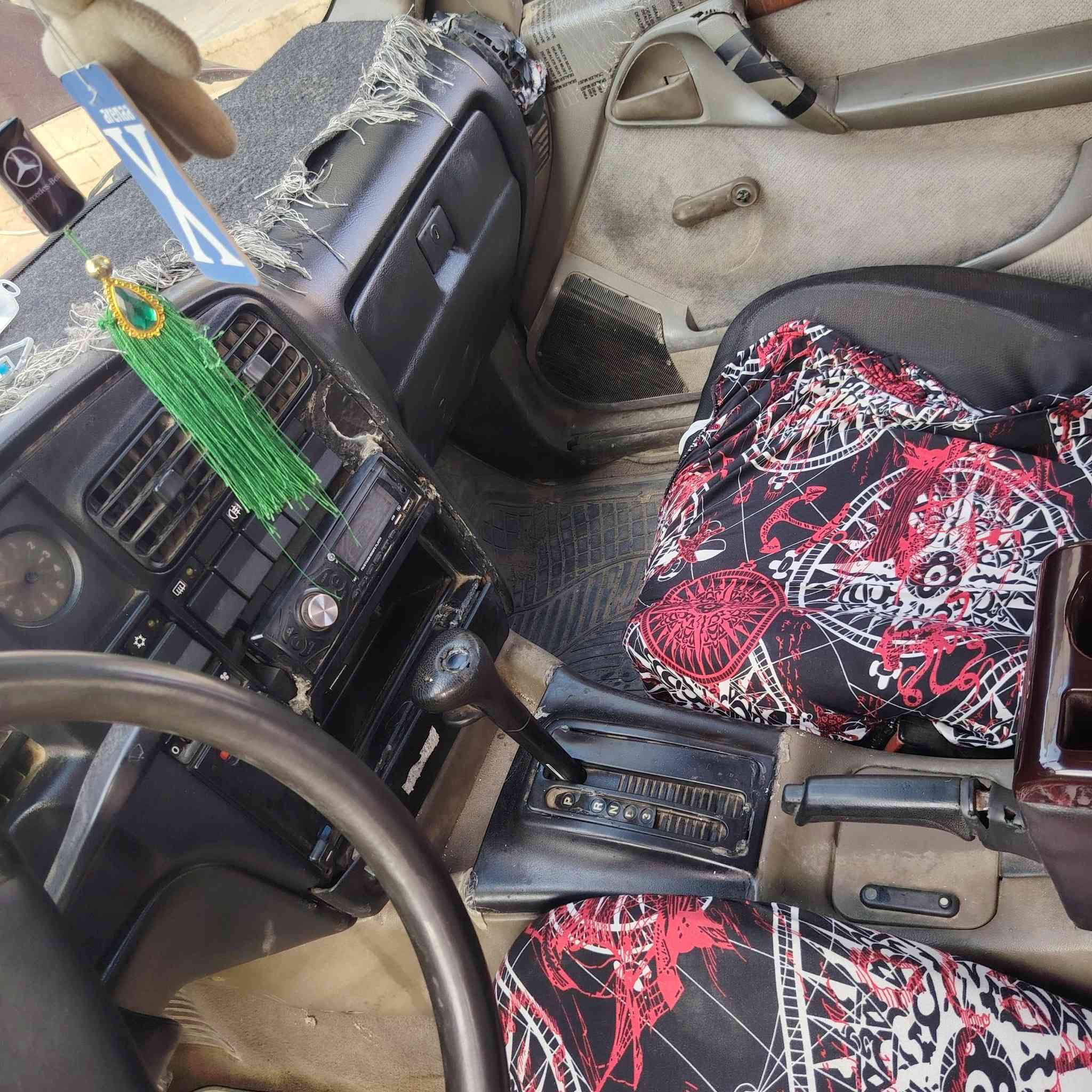 السلام عليكم سياره اوبل للبيع دكتره حجم 20 سجل سنويه رقم اربيل السعر 28 وبيها مجال ***********
