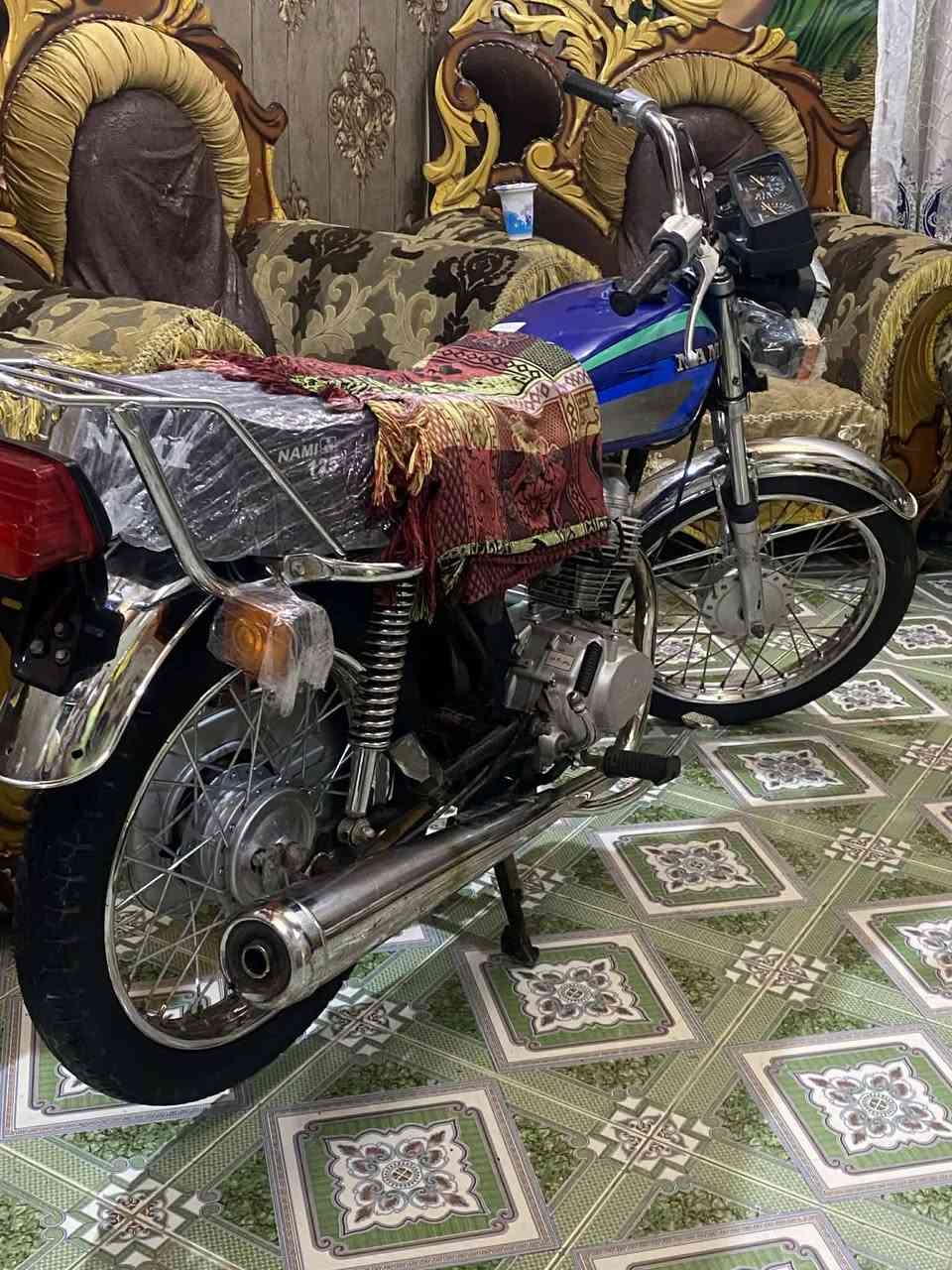 سلام عليكم شباب دراجه نامه موديل 2021 مكينه وشاصي كله21 اوراق أصولي مو سكنر دراجه نضيفه صنطه جانت مضمومه الشراي يتصل أو يراسل بي خير ويدلل***********
