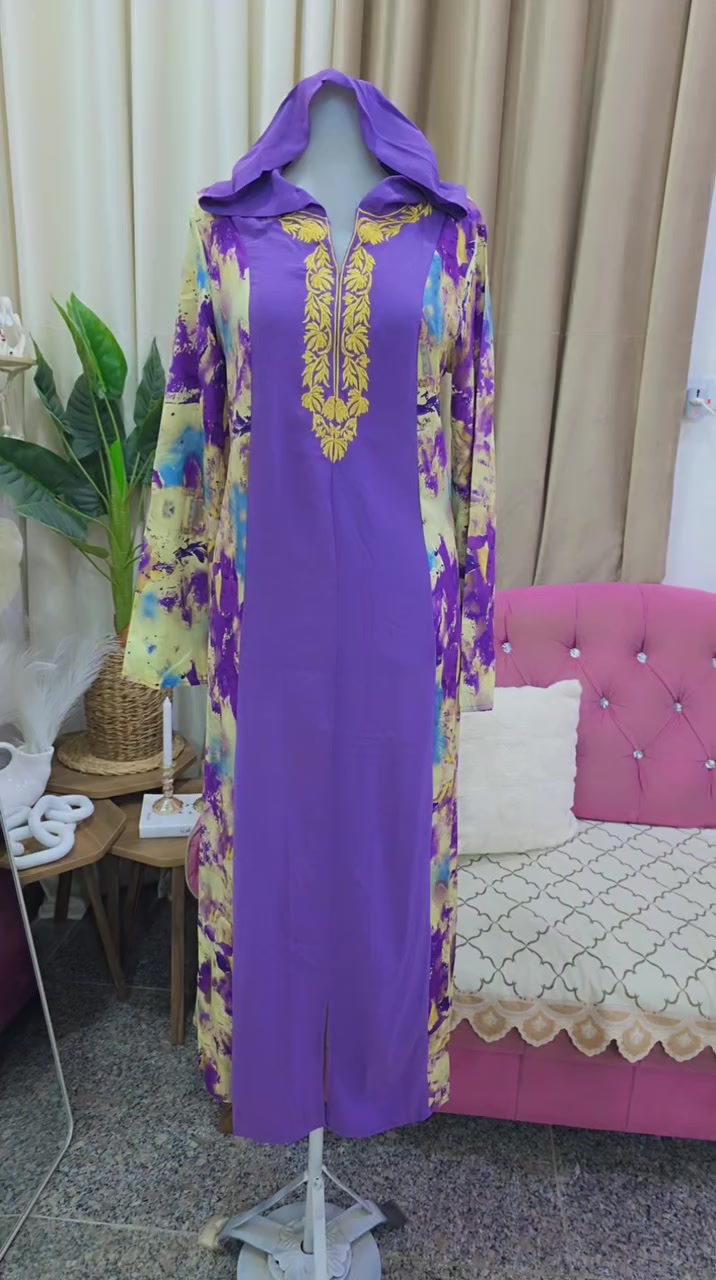 كلابيات شي ان 
سعر القطعه 10
القياسات المتوفره من 40_46


**إذا كنت صاحب هذا الإعلان وتريد حذفه لأي سبب، رجاءا أرسل رسالة إلى الدعم الفني**