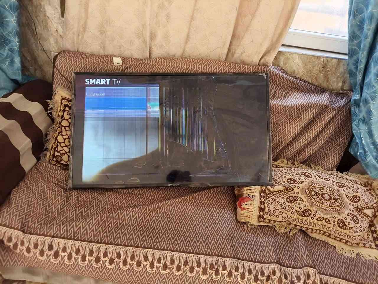 عندي هاي البلازما للبيع حجم 42 شغله تكنيك بس بيها ضرر مثل ما تشوف قيم واخذ مكاني بابل شارع 80
***********
