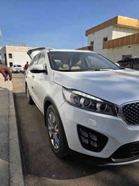 مكلف بالنشر سورنتو ٢٠١٨ خليجي مكفولة عدة البارد اللي موضح بالصور محرك ...