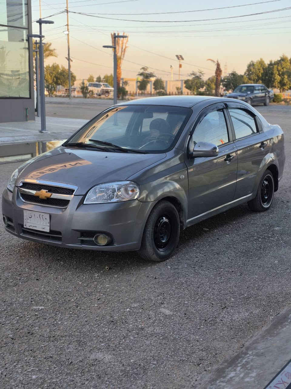 السلام عليكم افيو موديل2009 لون نفطي رقم نجف مشروع وطني ... بيها صبغ حزام بدون ضربة مصبوغة جمالية ... مكينة وكير مكفولات وعل فحص حدادية جاهزة السيارة كلشي ماعايزة للبيع او مراوس سعرها 58 وبيها مجال للشراي مكان نجف للاستفسار ***********
