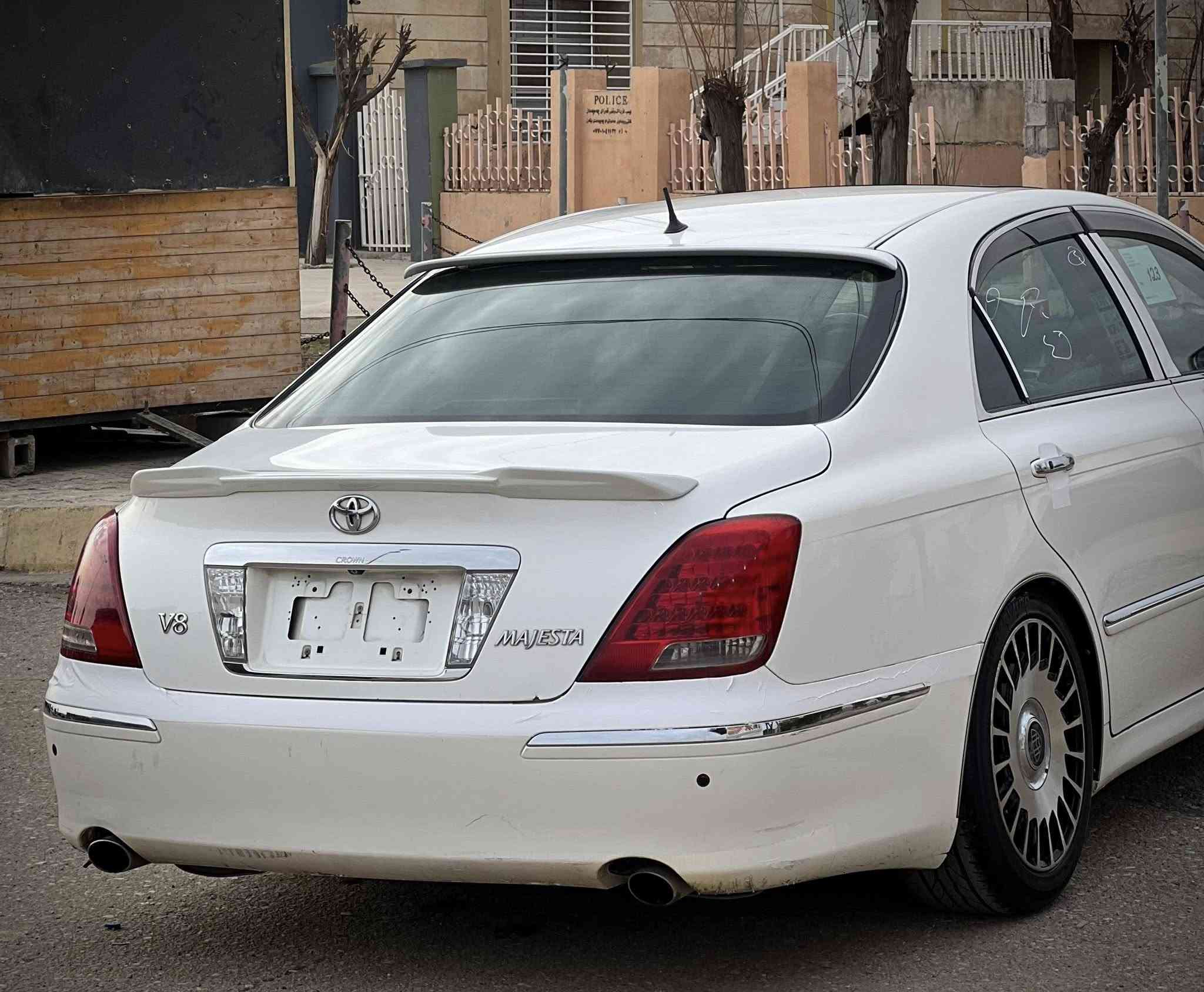 ماجێستا موس
فول فولە. 
بەس. سڵایت. نیە. بل  پاكەت
شوێن چەمچە ماڵ. 
قوفڵو كوتای. ٥٤گەڵا
***********
