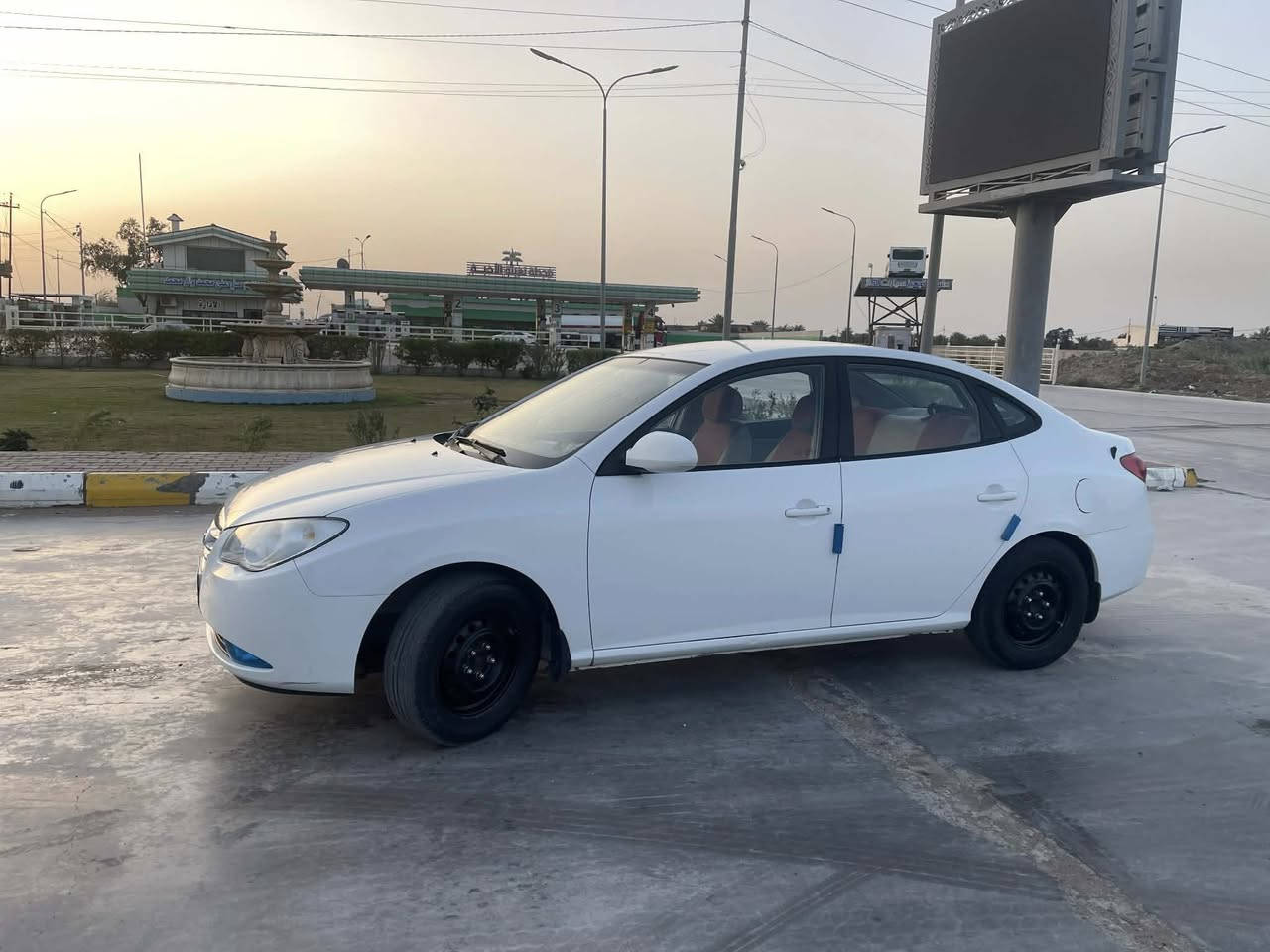 السلام عليكم النترا 2010 مكينه 1600 دوش المرغوب مكينه كير تبريد ثلج ❄️ خير من الله سياره قطعه وحده بدون اي تبديل قطعتين صبغ فقط بدون حادث سياره جديده مال بيت صدر تاير دواخله كهربائيات جاهزه السياره رقم بغداد تحويل مباشر السعر 117 وبيه مجال غير متواجد عل فيس للأستفسار ‭ ٠٧٨٠ ٠٧٠ ٣٣٠٤‬
