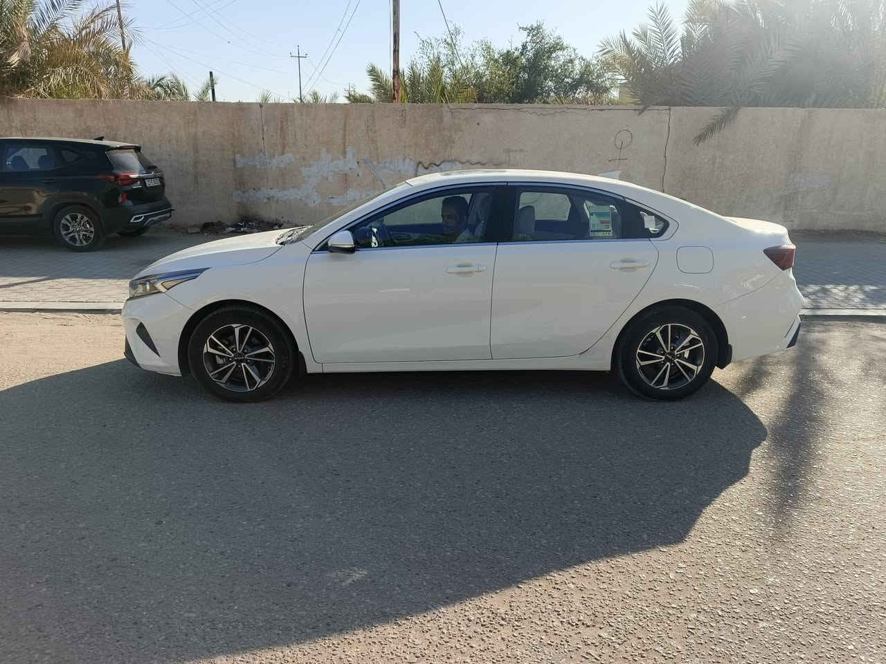 سلام عليكم سيراتو خليجي مديل ٢٠٢٤ محرك ١٦٠٠ بيضة فتحة قمارة بانوراما سلايد بيه بارد بصفحتي بسيط وتعال شوف بعينك
سلام عليكم سيراتو خليجي مديل ٢٠٢٤ محرك ١٦٠٠ بيضة فتحة قمارة بانوراما سلايد بيه بارد بصفحتي بسيط وتعال شوف بعينك
ماشيه 45 الف مكاني نجف سعر 180 وبيها مجال 
الرقم ‏‪***********‬‏
