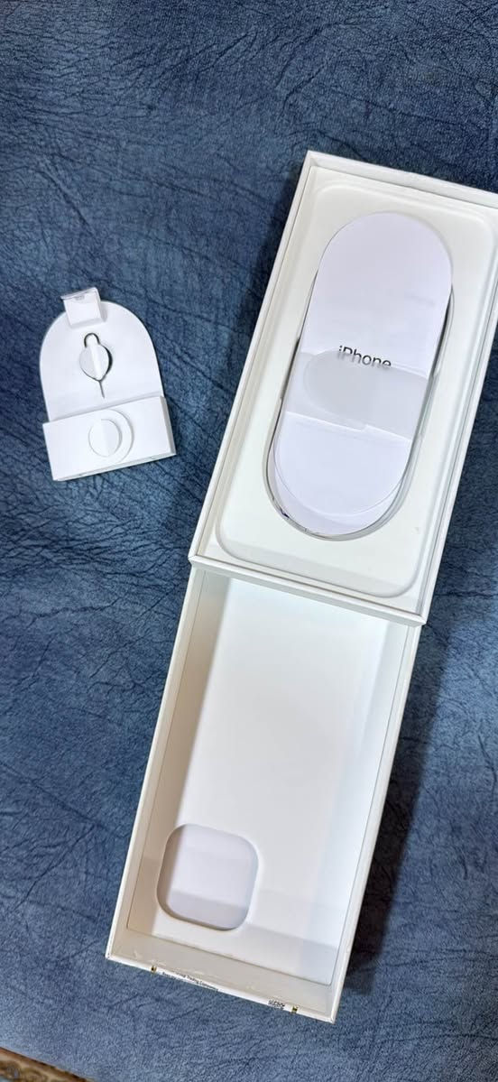 جهاز جديد نضيف كلش استعمال شخصي عربي شرق اوسط بعدة بالضمان مال الشركة السعة 256GB البطارية 100‎%‎ كفالة عامة ما مفتوح +الكارتون و جميع محتوياته موجودة السعر 
مليون و 480 ألف و بي مجال
للاستفسار ل التواصل ع واتساب الرقم ادناه
***********
ملاحضة /البيع مستعجل بسبب الحاجة للمال والى الجهاز ممتاز و ما بي اي قصور البصرة, العراق
