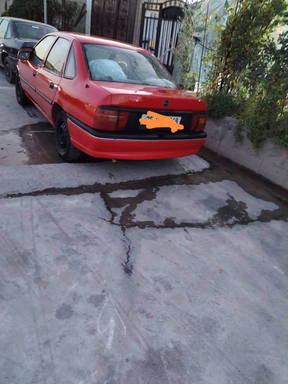 اوبل فكترا موديل ٨٩ محرك ٢٠ معمره جديد بدون ضربه مصبوغه عام جماليه كل عيب ما بيها كهربائيات كلها شغاله كير مكينه بشرط سنويه بسمي لل ٢٠٣٠ السعر٣٨ بيها مجال قليل شراي تعال خاص او اتصل واتساب فقط ***********
