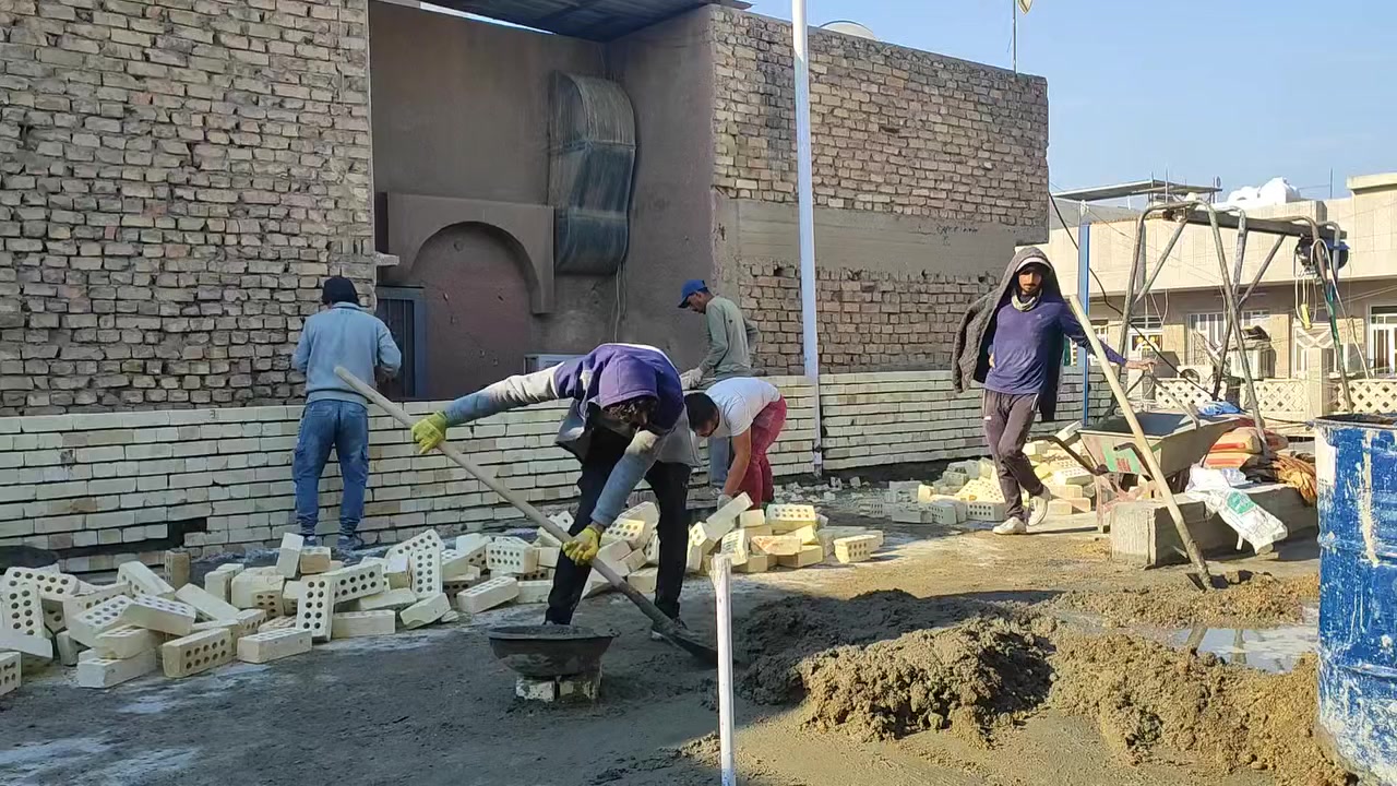 سلام عليكم خلفه بناء درجه اوله ستلام مهندس
ارضي 350 طابق 450 التواصل***********/‏‪0776 263 3239‬‏
