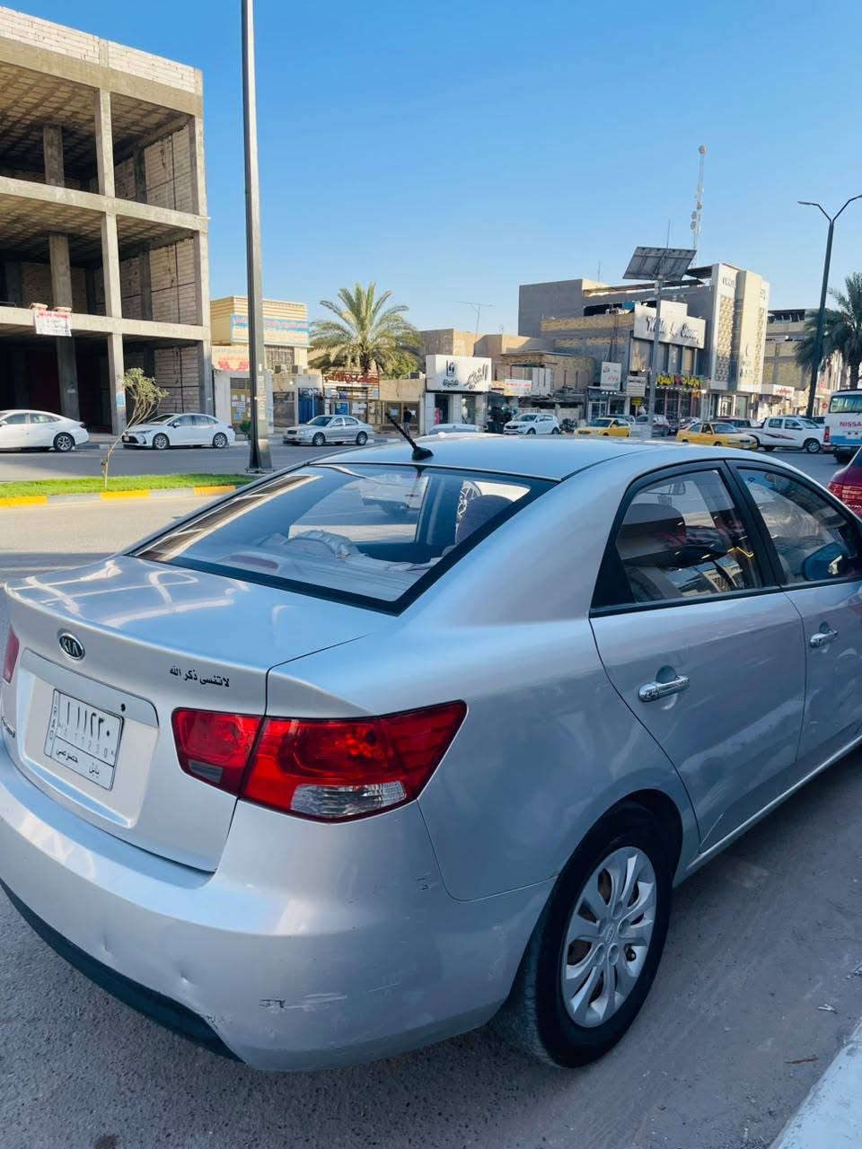السلام عليكم من رخصة الادمن
سيراتو ٢٠١٢ خليجي مواصفات عادية
بدون صبغ فقط ضربة صغيرة بباب الصدر
تبريد وحدادية جاهزة ماشية ١٤٥ الف
سنوية لل٢٧
مكاني الحلة ***********
