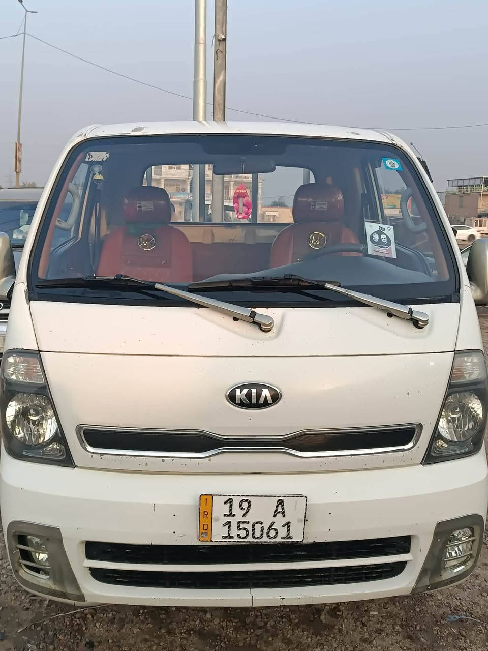 سلام عليكم
كيا فحل 2017 رقم كربلاء 
سياره بسمي مداور ثاني يوم 
رقم نگليزي وسنويه نگليزي 
سياره جاهزه دوشمه مغلف البدي
تحويره محجر كامله وجاهزه للعمل 
انه مكلف بل نشر تصل وتدلل 
*********** سعر ع تصال
