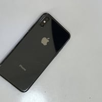 آيفون ١١ • ٦٤ • بطاريه ١٠٠