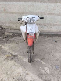 للبيع سرفيز السعر 450وبي مجال قليل لأن محركه نضيف للاستفسار 0786879435...