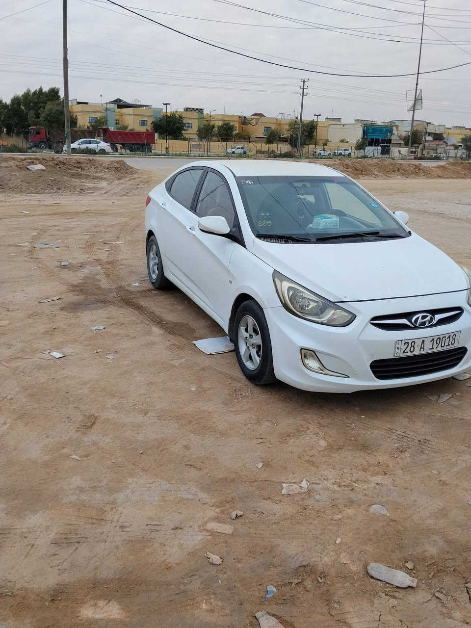 سلام عليكم سياره للبيع نضيفه وحلوه
لا تشغل بيه تكسي ولا شي بس طلعتي الف وست ميه 
السعر ٩٥مع مجال بصيط أكثر تفاصيل انتصل بيك خير ودلل مكان نجف ***********
