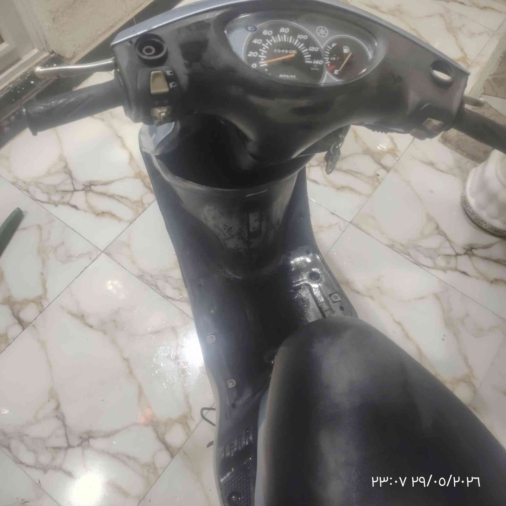 السلام عليكم بريز للبيع دراجه وكيل ما مفتوحه ولا ملعوب بيه سعره 800الف ***********
