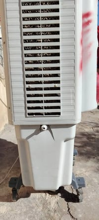 مبردة • نظيفه • شغالة