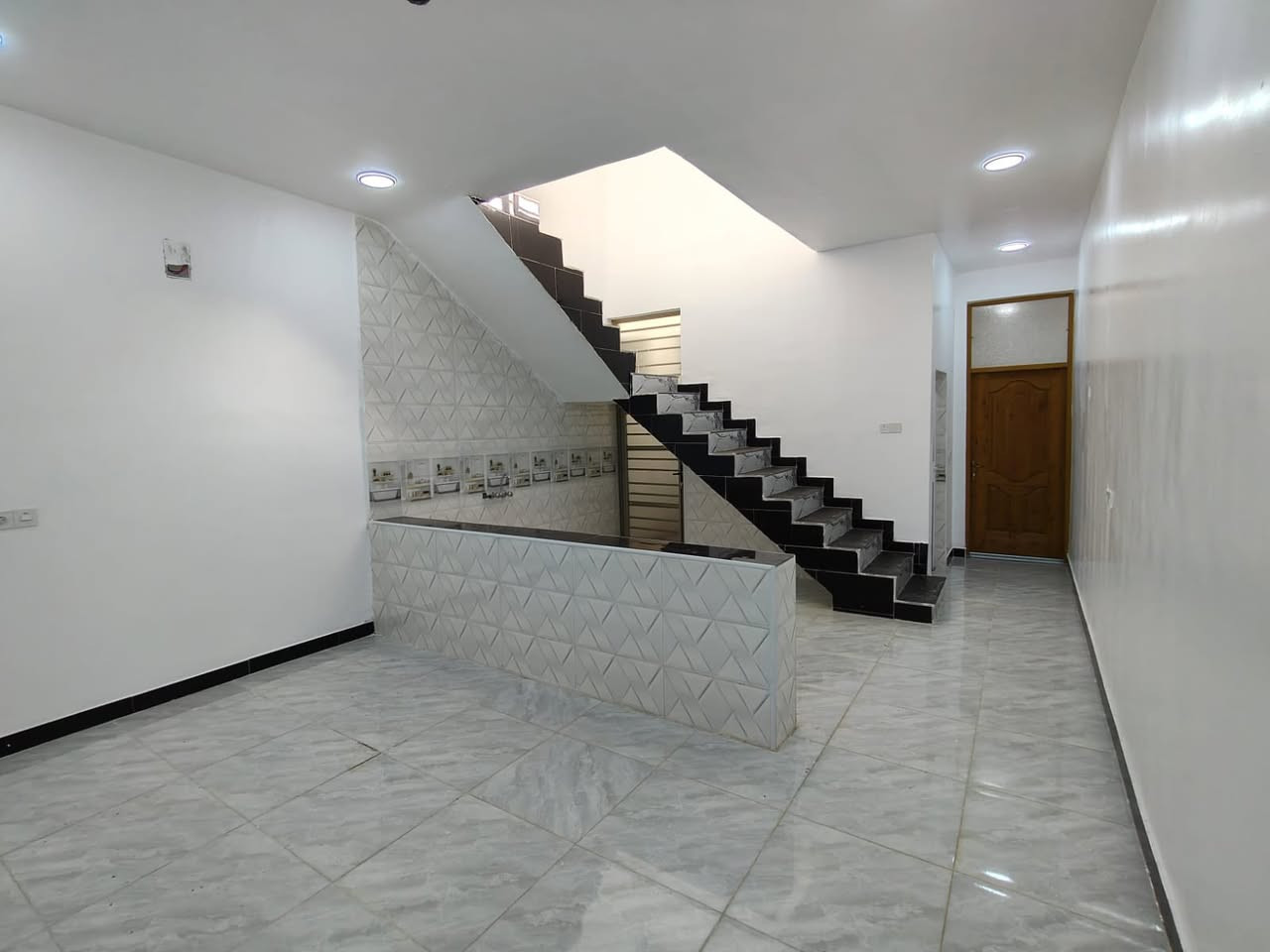 2 مشتملات للبيع في حي الحكيم نزله ياسر خليفةقرب مدرسه الوقار مقابل توزيعه الطابو ع7
100 متر الوجه5 والنزال 20 

المشتملات طابق واحد  بناء حديث 2026

للأستفسار خاص

او الاتصال على 

 

***********📞

***********📞

مكتب عادل الغرباوي للعقار(الخاجية شارع 40 قرب افران العراق ومقابل سيف ماركت)

رقم المنشور(10)
